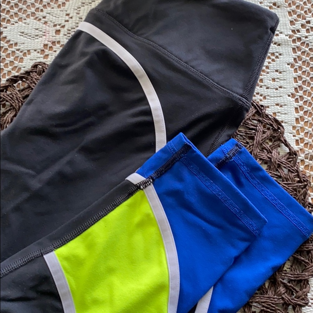 VSX workout leggings